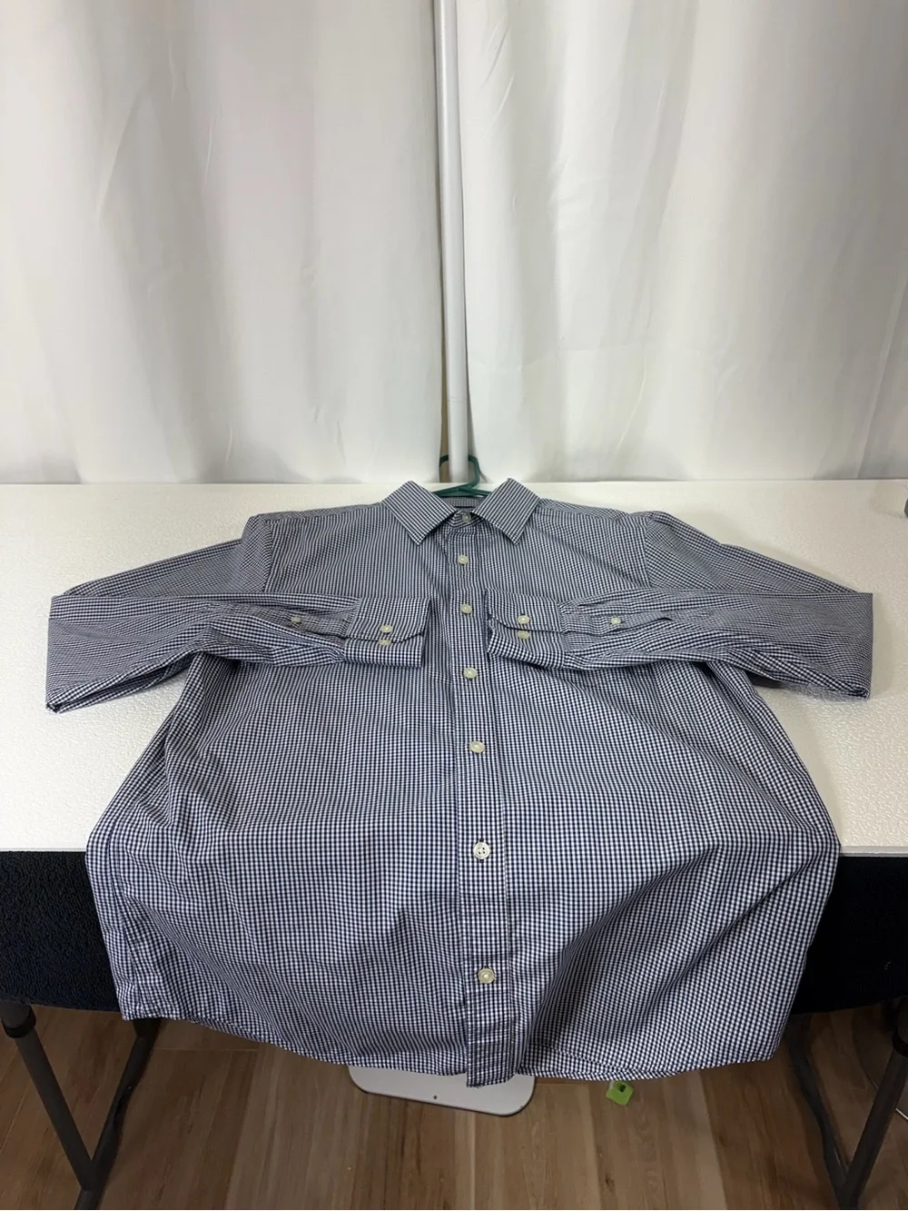 Banana Republic Men's Blue and White Micro-Check Button-Down Dress Shirt 3312